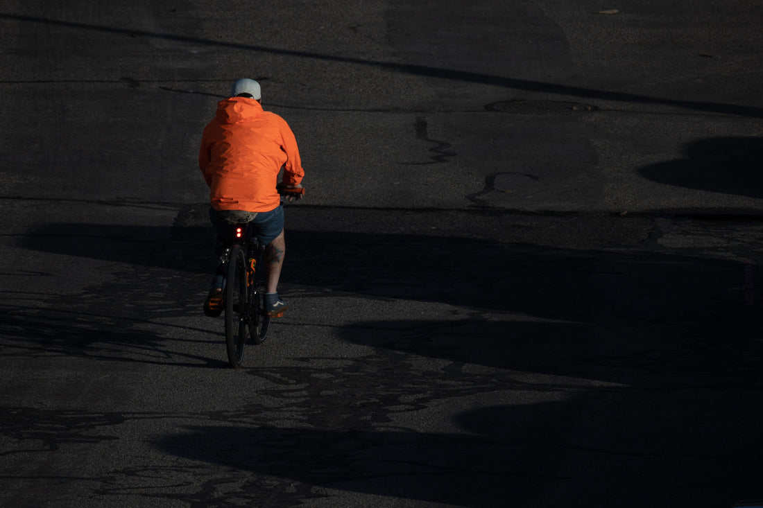 Cycliste sur la route